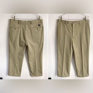 Dockers Men's Light Khaki Straight Fit Chinos
